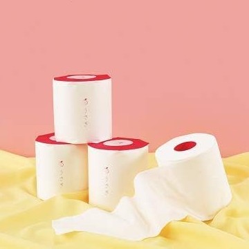 高級トイレットペーパー　１ロール🐰